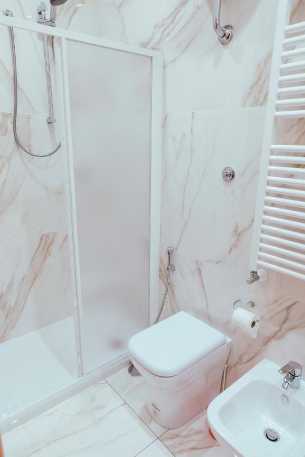Relais Cuorenapoletano Napoli Bagian luar foto