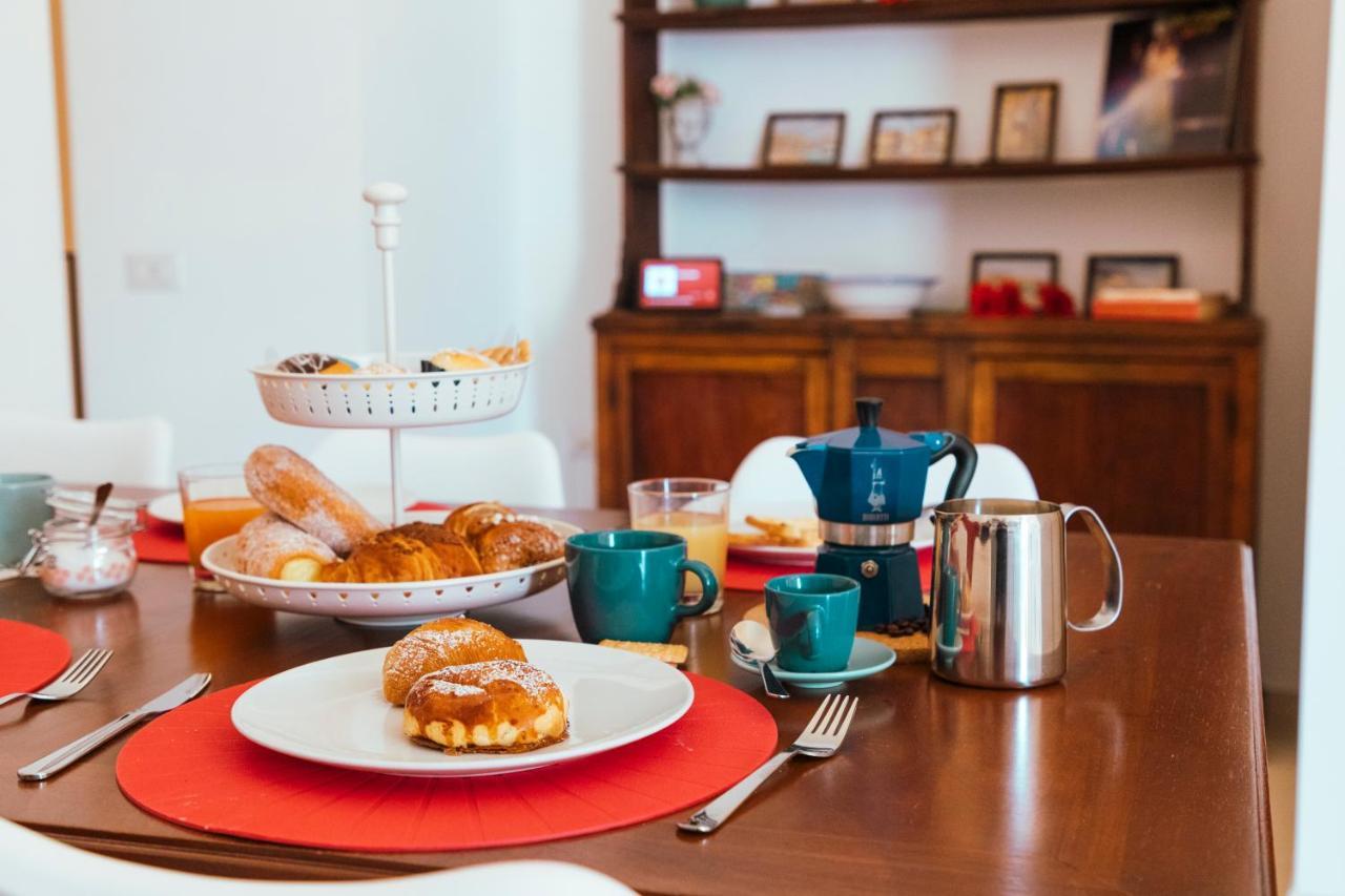Relais Cuorenapoletano Napoli Bagian luar foto