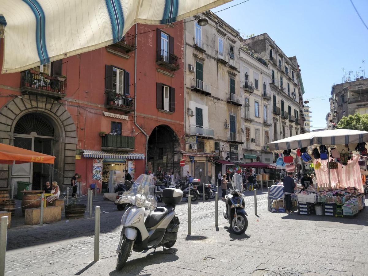 Relais Cuorenapoletano Napoli Bagian luar foto