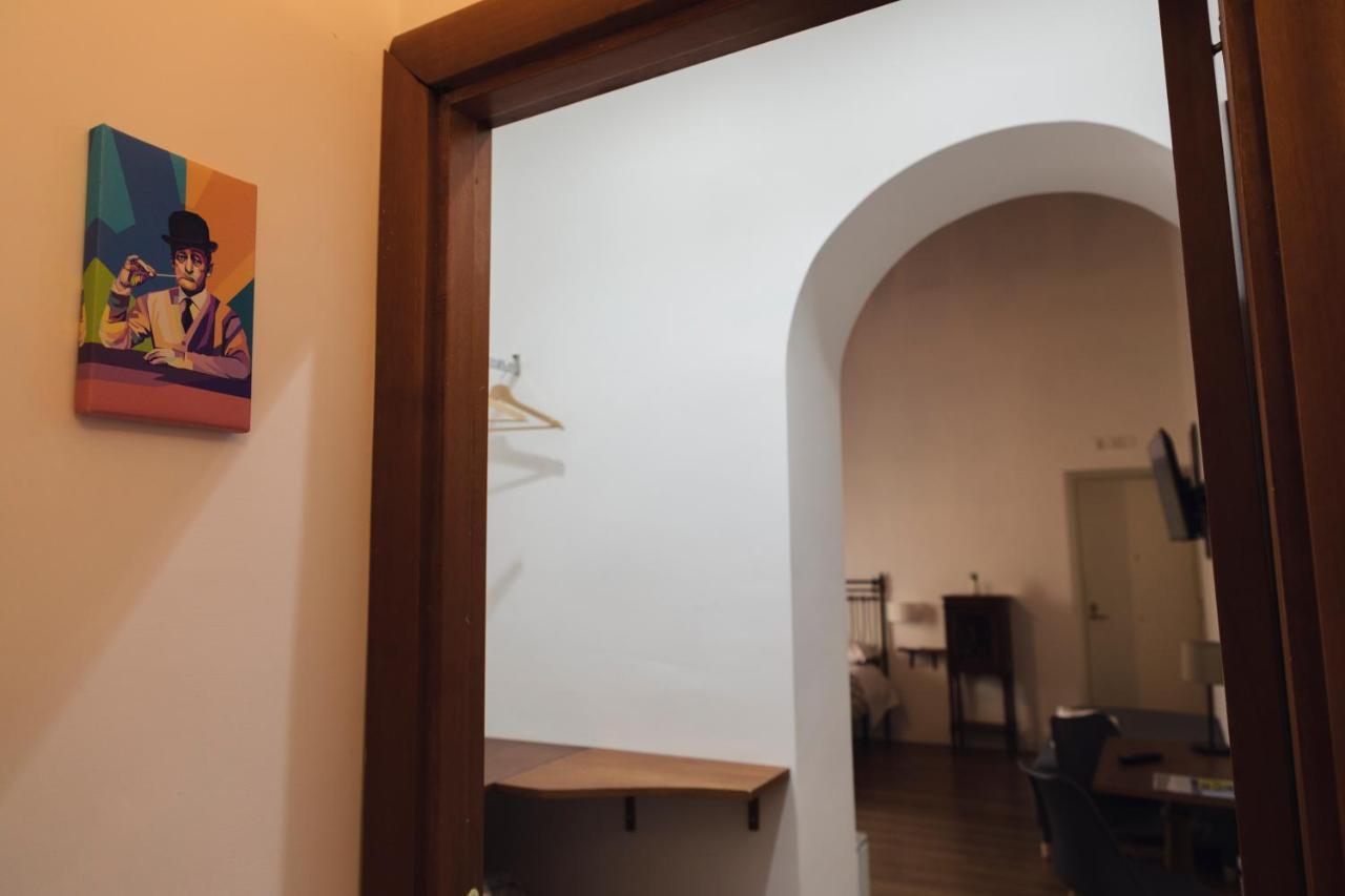 Relais Cuorenapoletano Napoli Bagian luar foto
